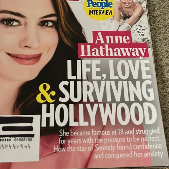 Anne Hathaway | People Magazine February 11, 2019 - Picture 6 of 6